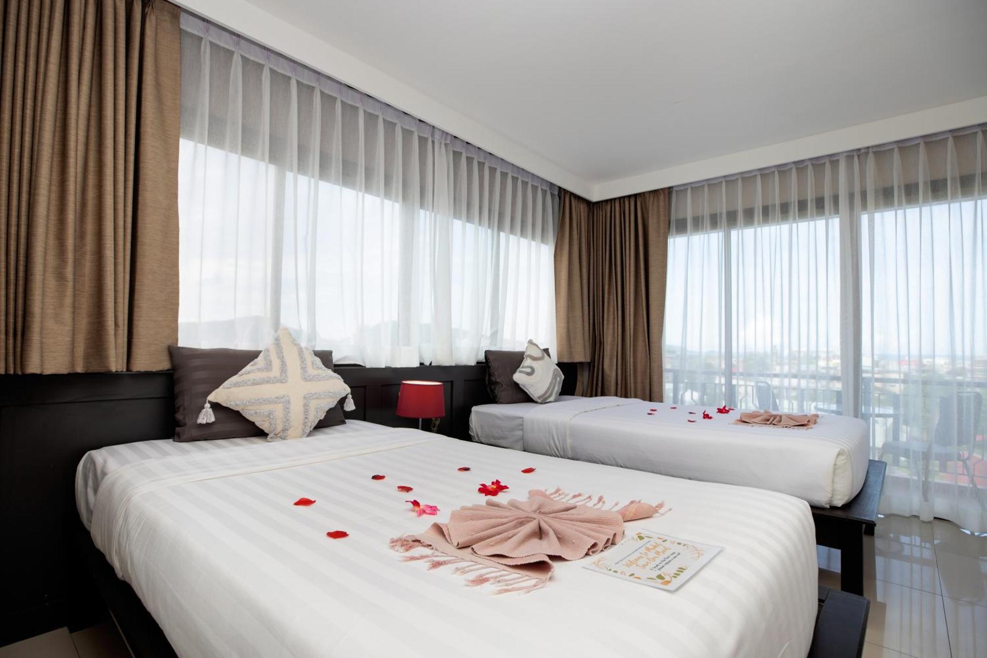Casa Del M Phuket - Newly Renovated Hotel Patong Exterior photo