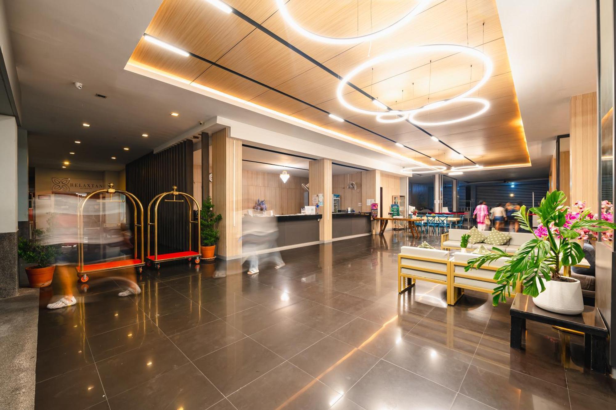 Casa Del M Phuket - Newly Renovated Hotel Patong Exterior photo