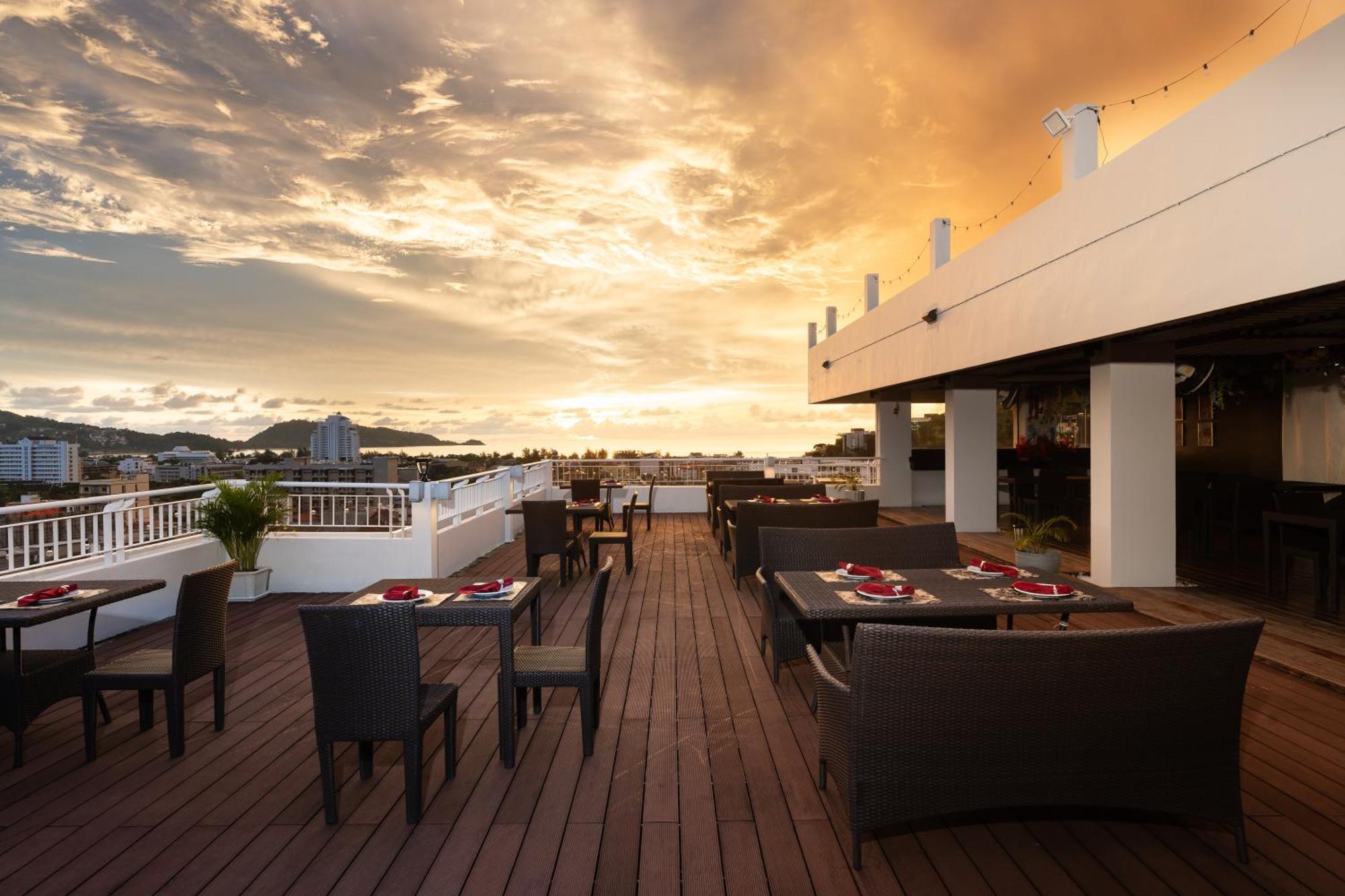 Casa Del M Phuket - Newly Renovated Hotel Patong Exterior photo