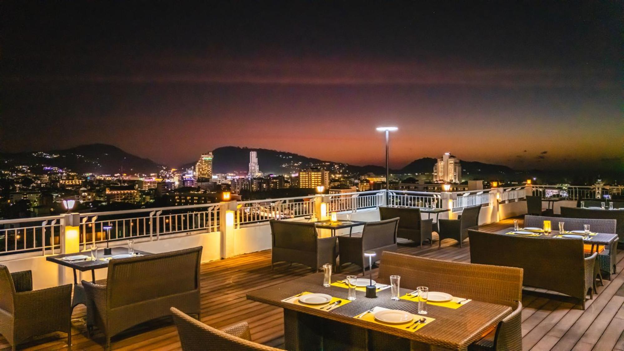 Casa Del M Phuket - Newly Renovated Hotel Patong Exterior photo